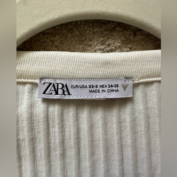 Zara Ribbed Stretchy Top - Picture 4 of 7